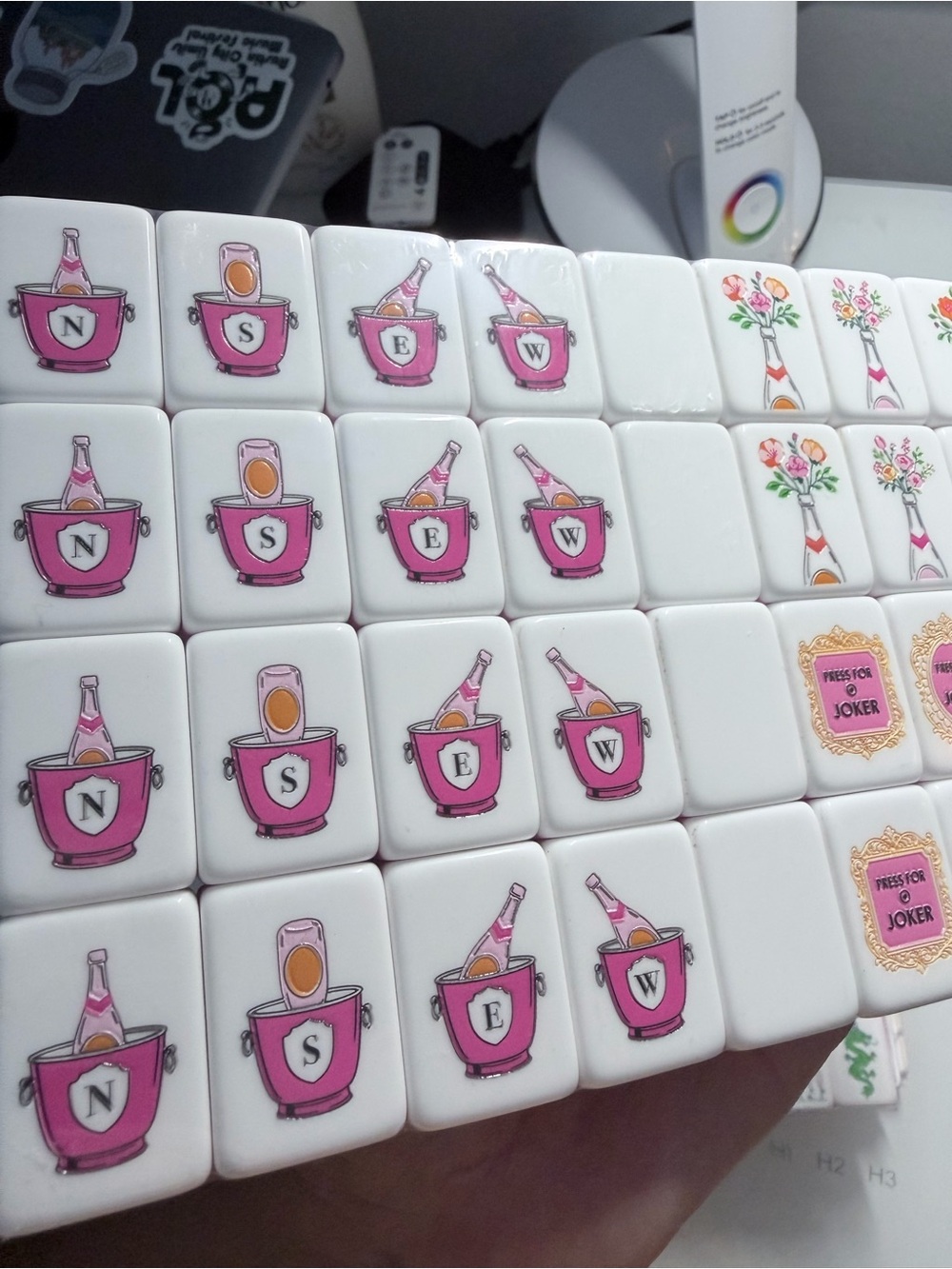 Pink Mahjong Tile Set - Picture 8 of 10